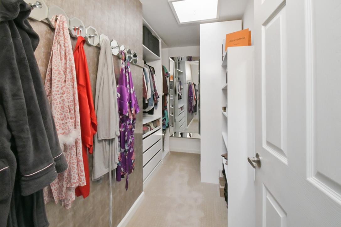 7190 Indian Valley CT