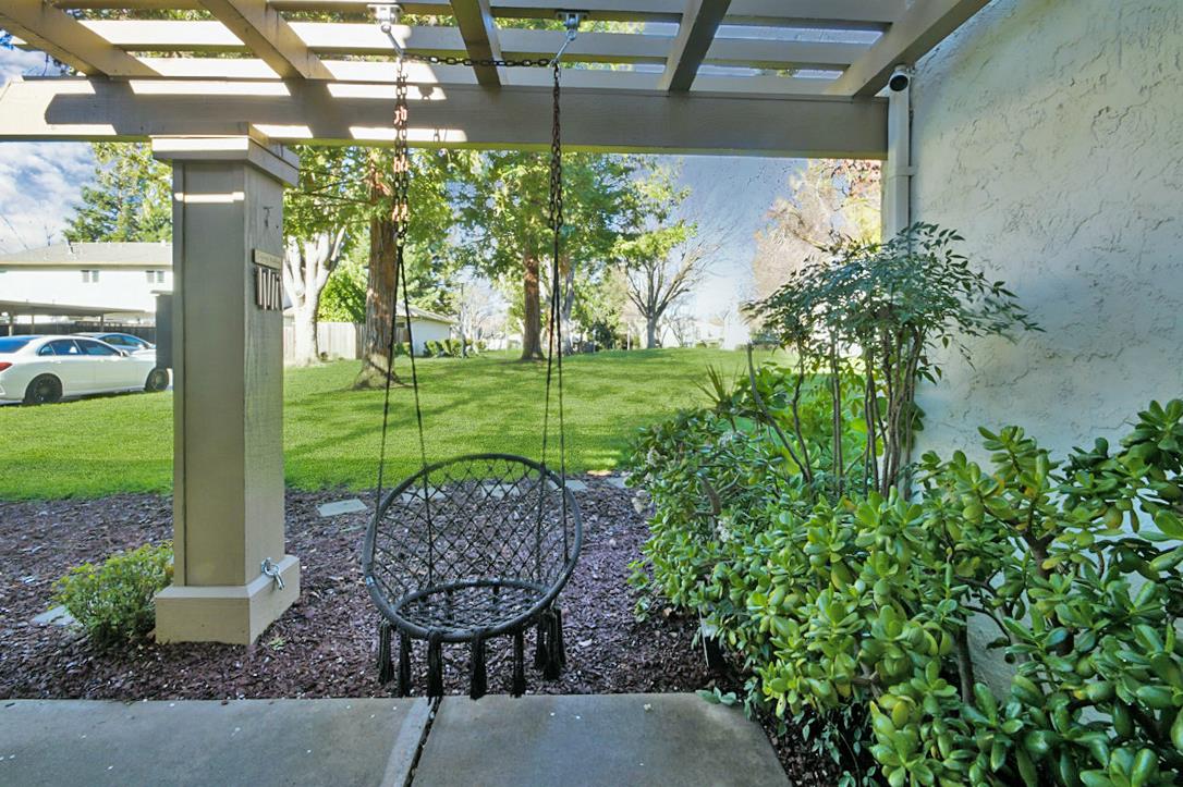 7190 Indian Valley CT