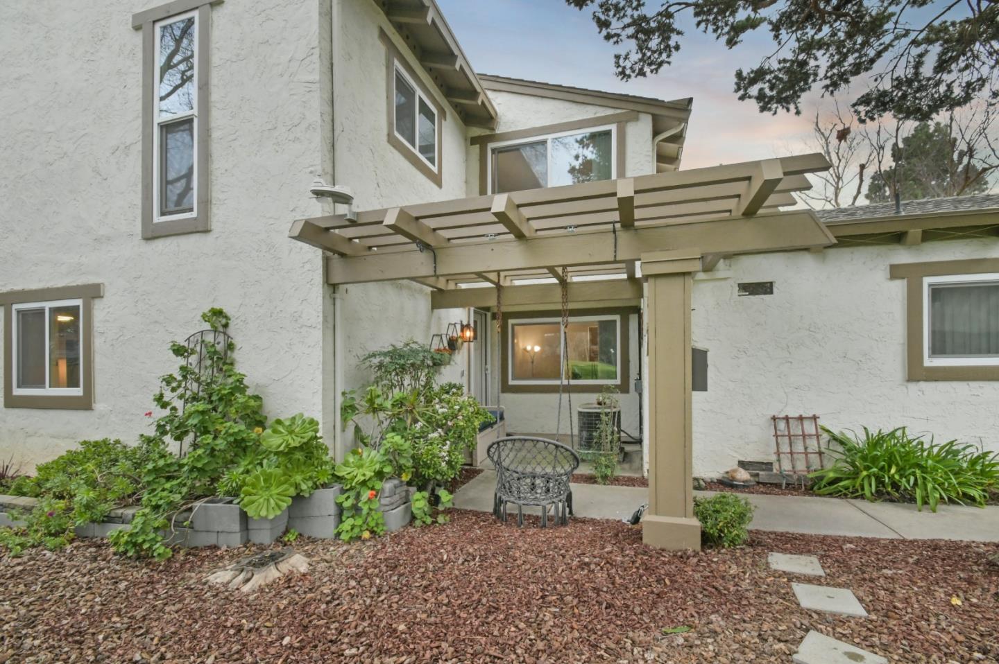 7190 Indian Valley CT