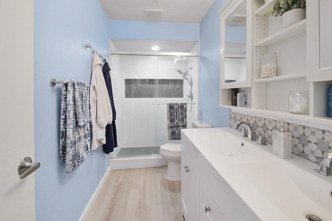 7190 Indian Valley CT