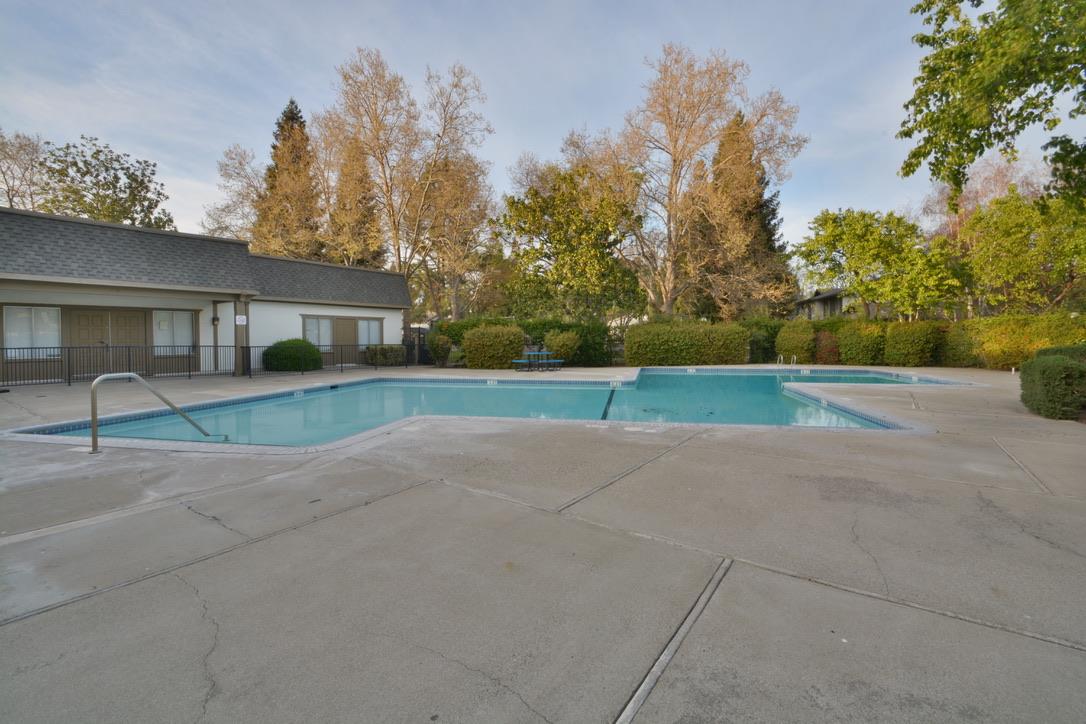 7190 Indian Valley CT