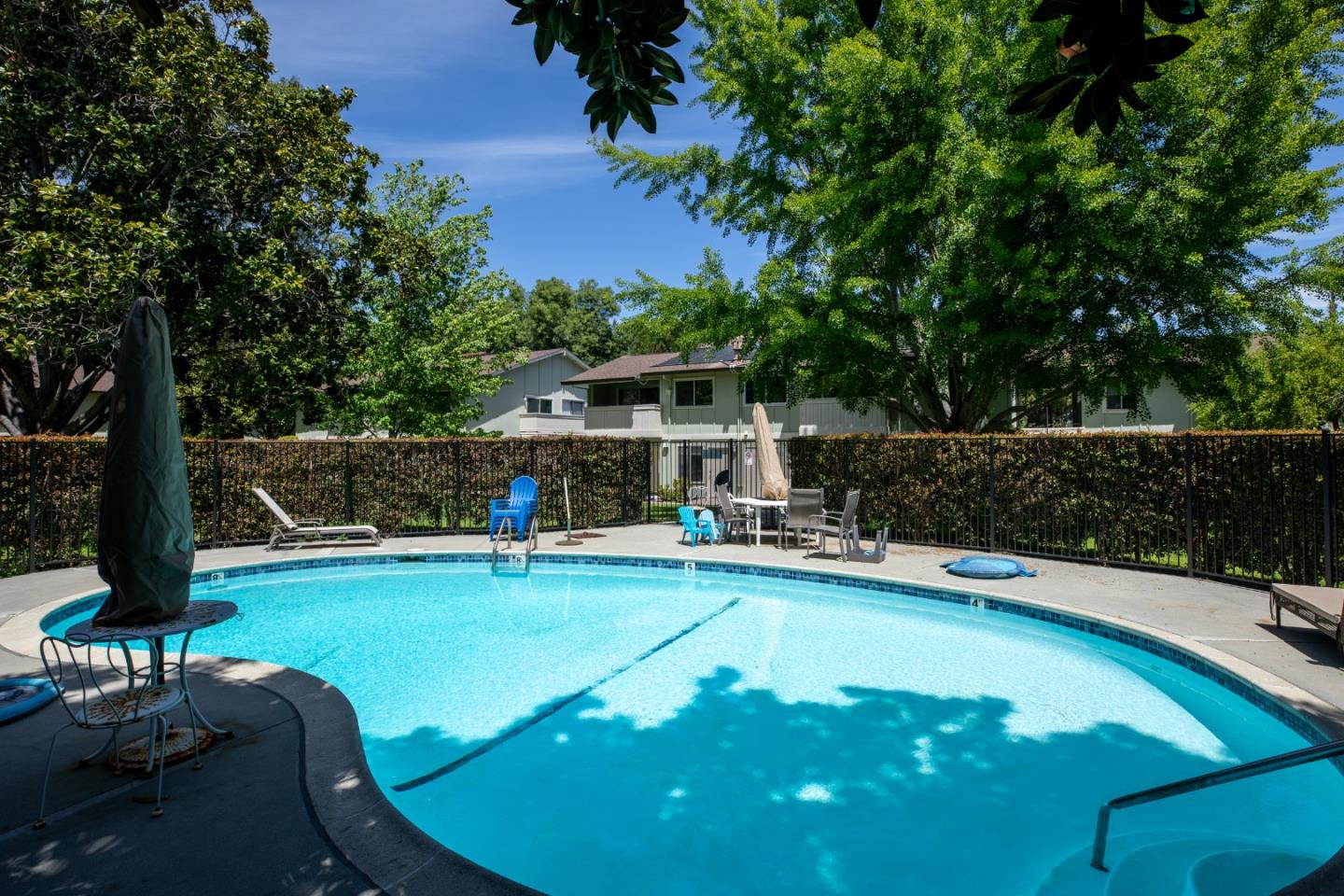 264 N Whisman RD 19