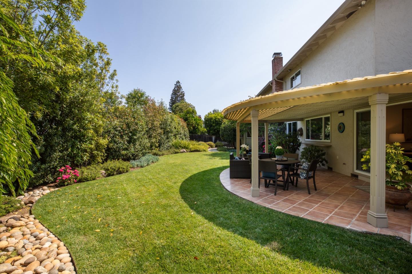 1061 Saint Joseph Avenue