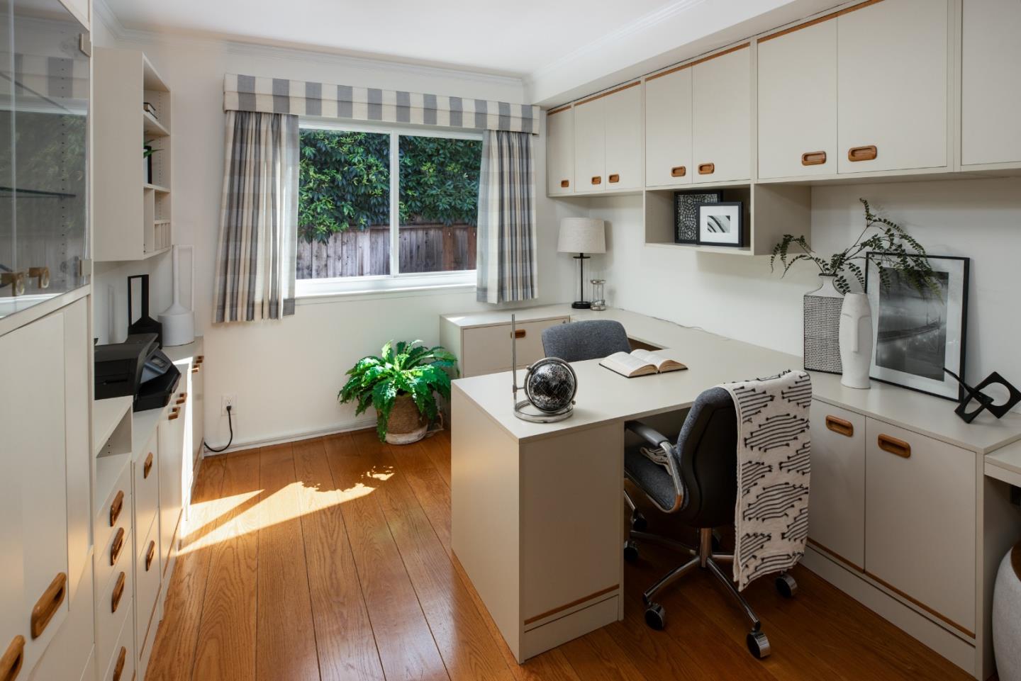 1061 Saint Joseph Avenue