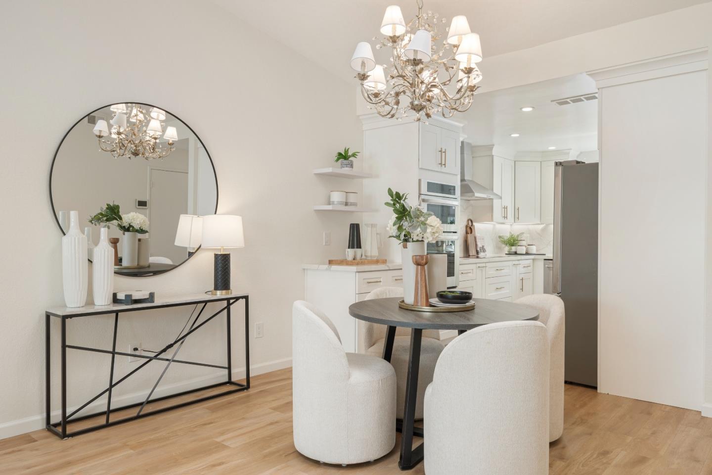 1141 Holly Oak Circle