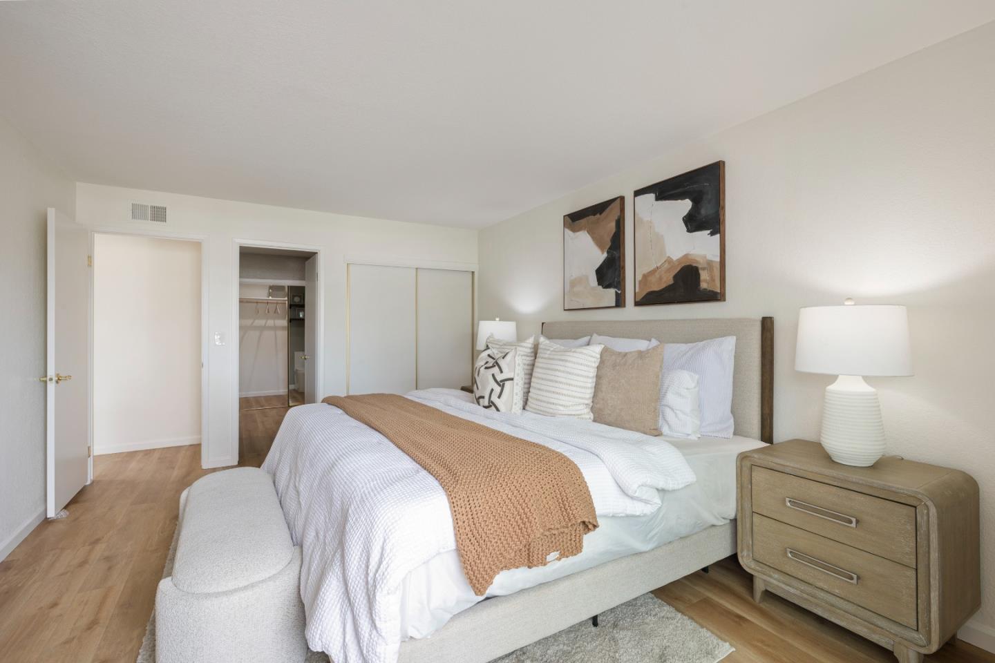 1141 Holly Oak Circle