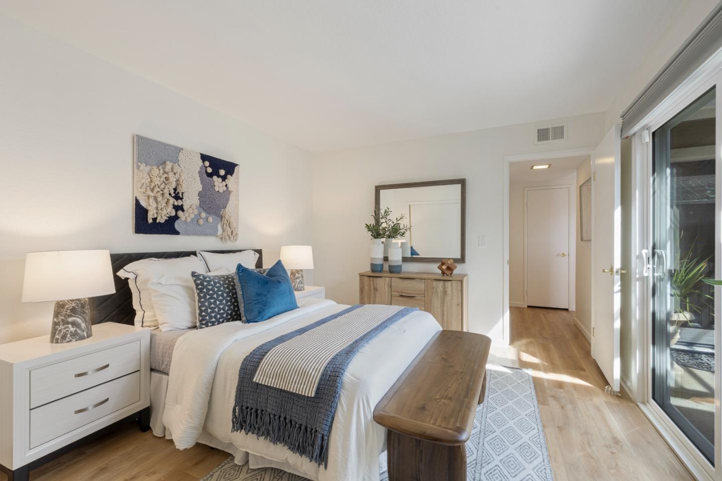 1141 Holly Oak Circle