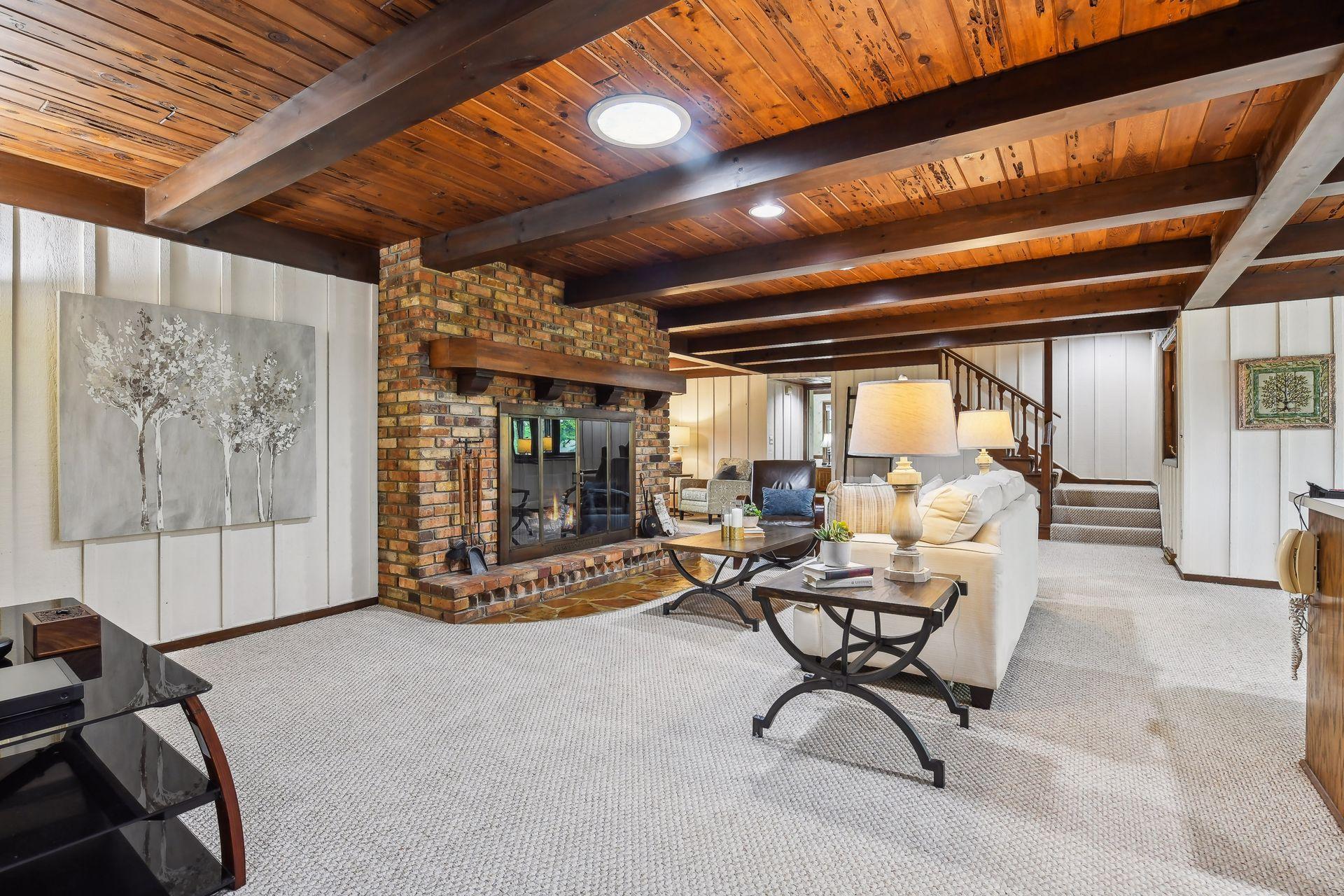 7848 Bavaria Road