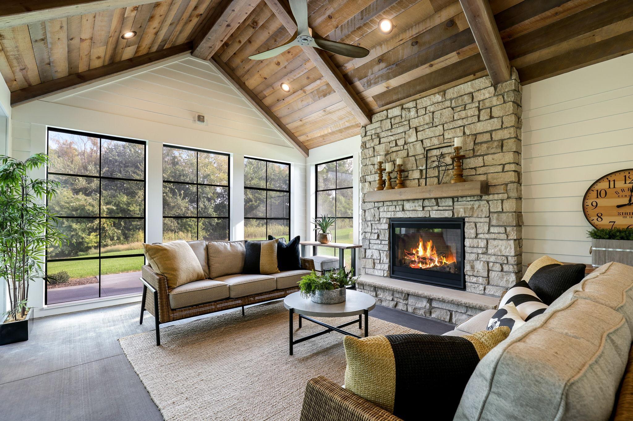 2xx White Oak Lane