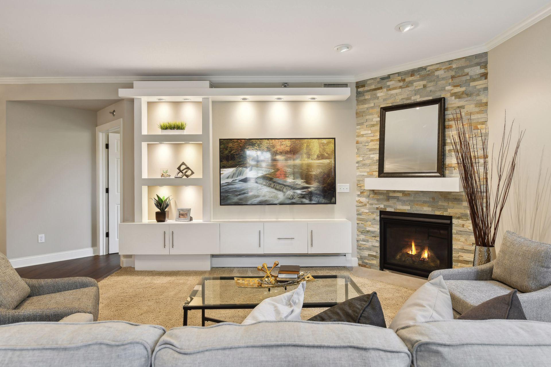 7400 Edinborough Way Unit: 5208