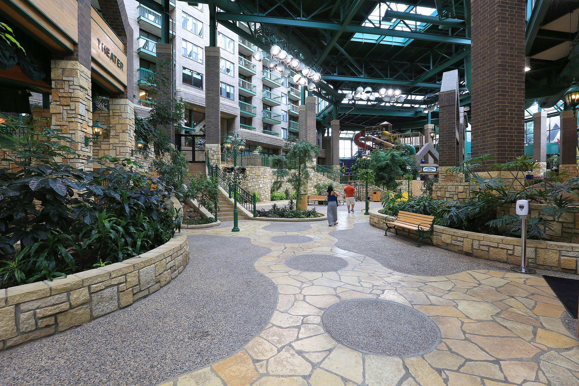 7400 Edinborough Way Unit: 5208