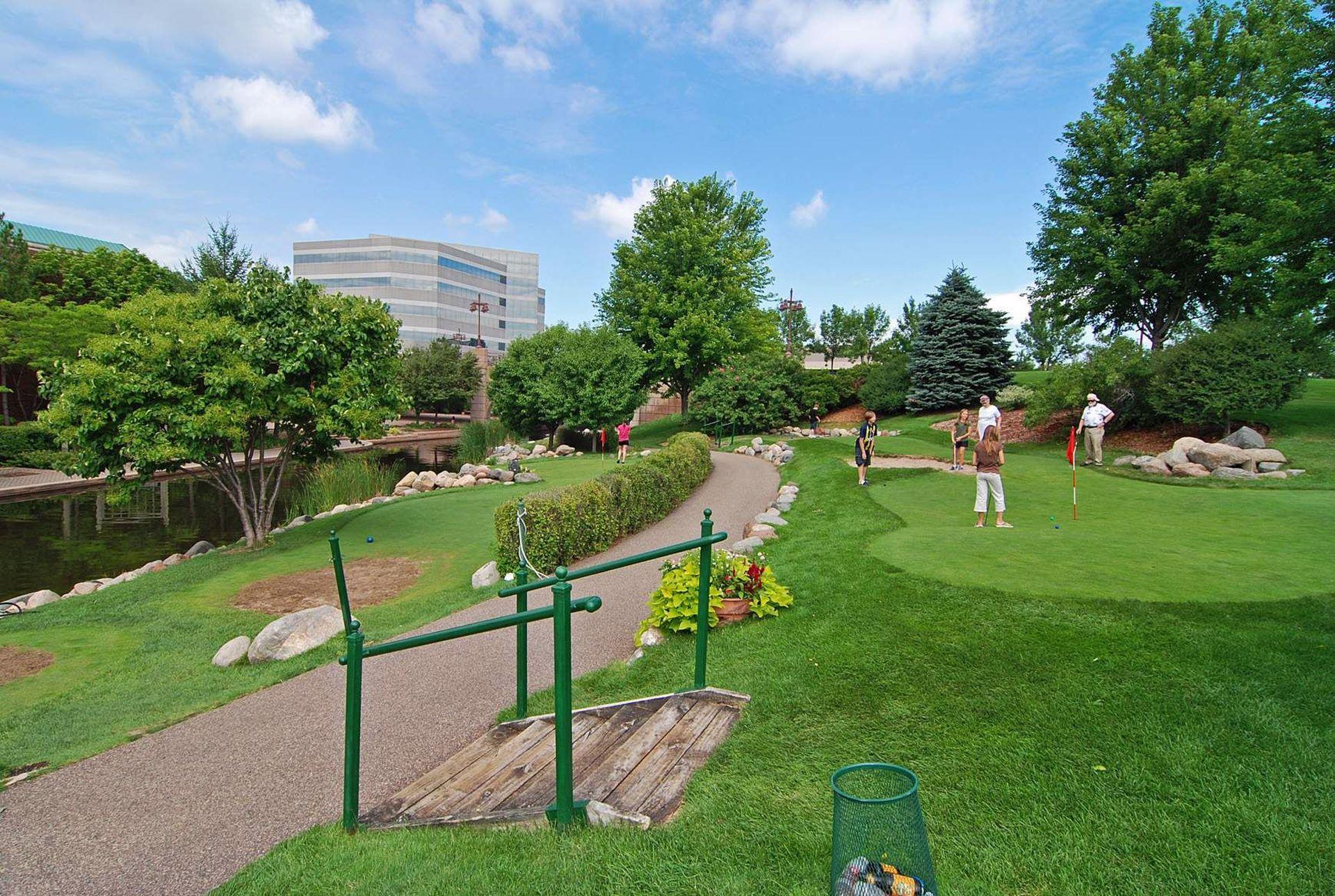 7400 Edinborough Way Unit: 5208