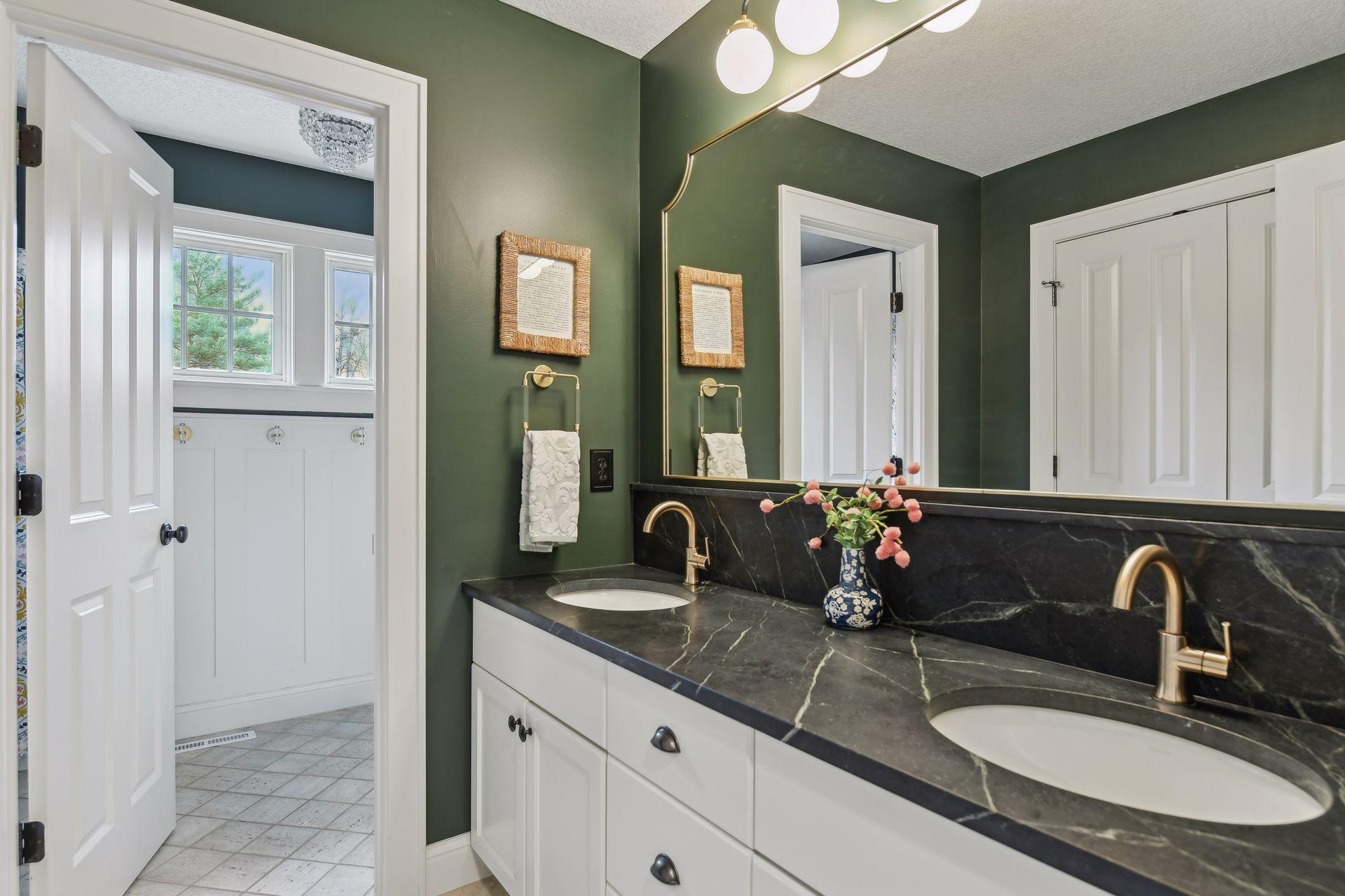 2855 Timberview Trail