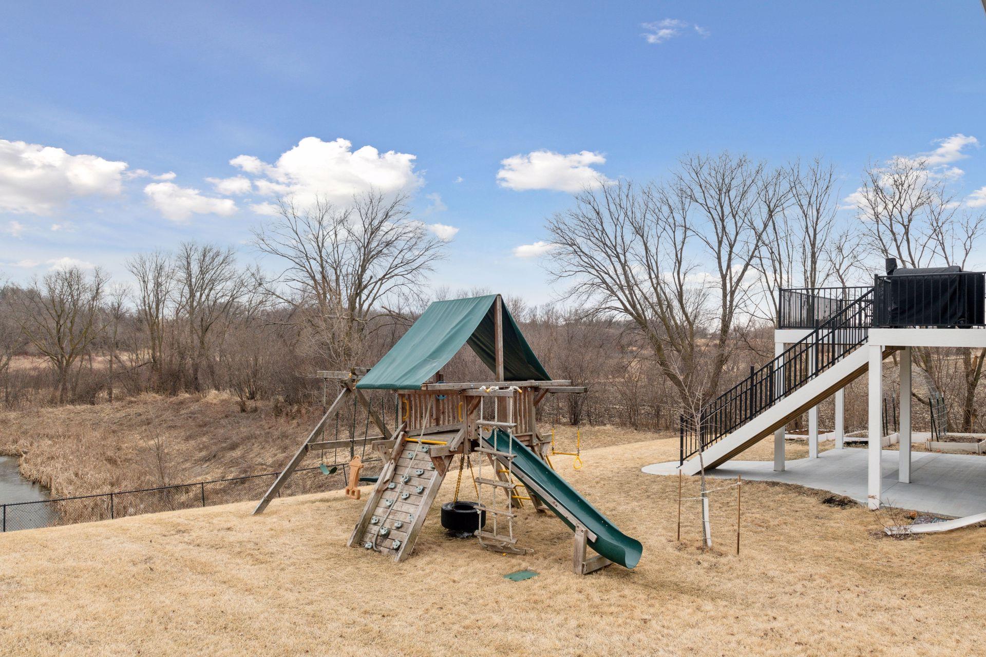 2805 Heron Lane