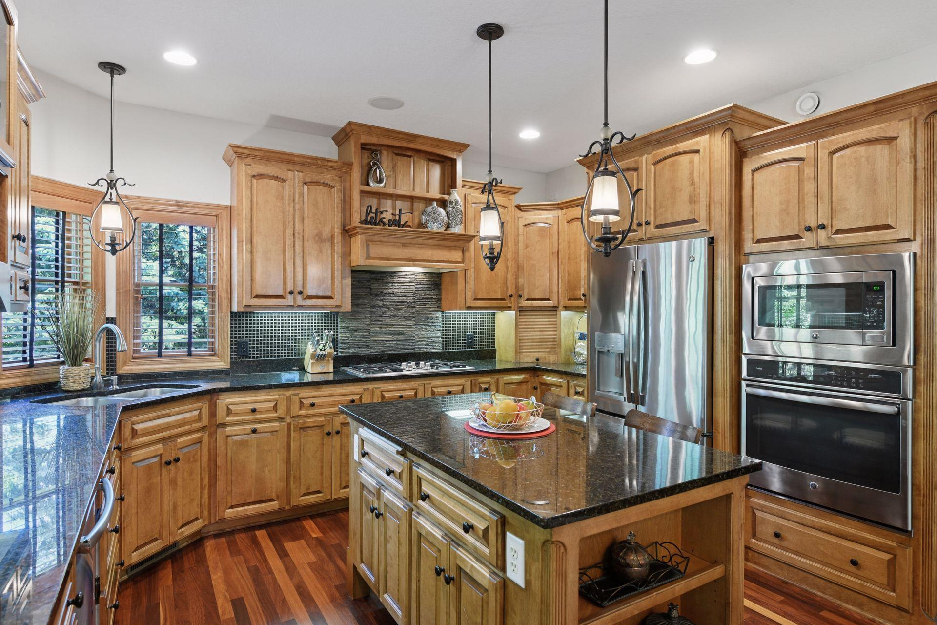 6470 Willow Court