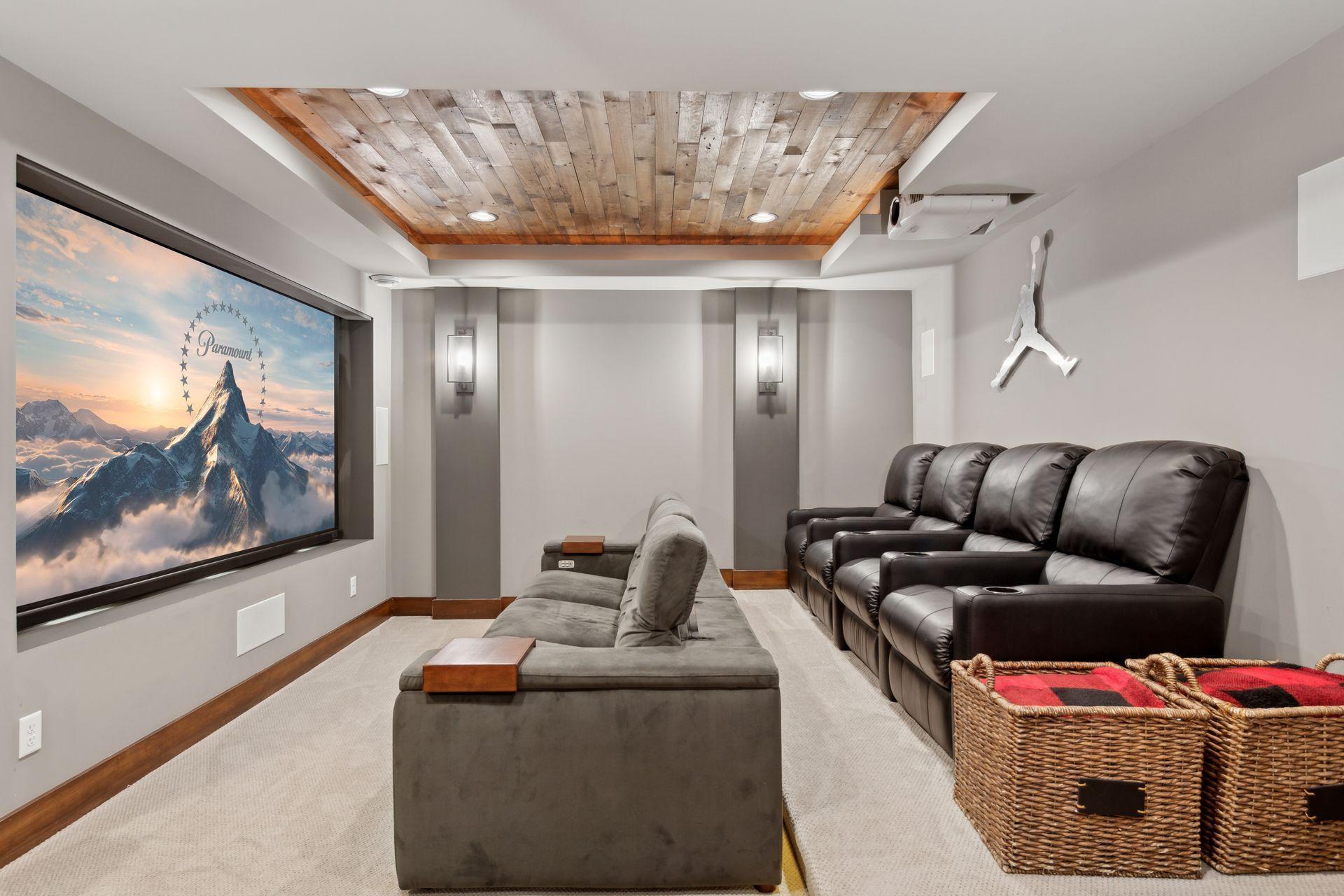 7216 Gunflint Trail