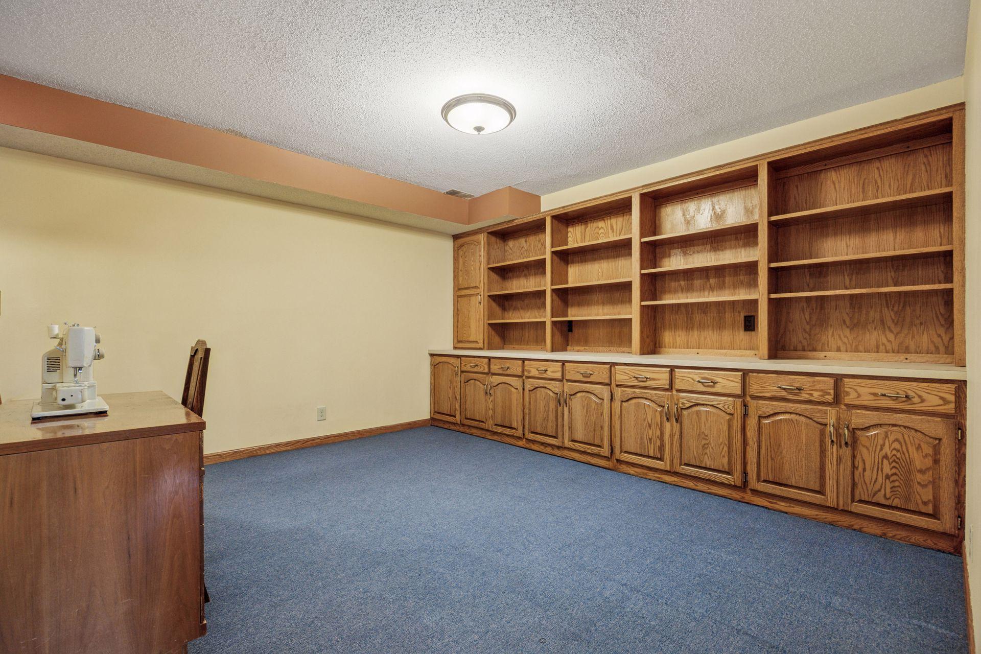 13525 Oak Hill Court