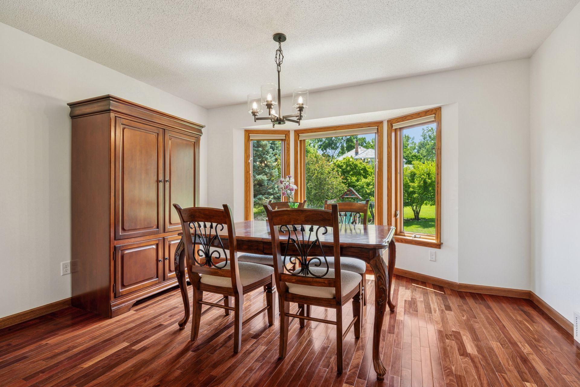 13525 Oak Hill Court