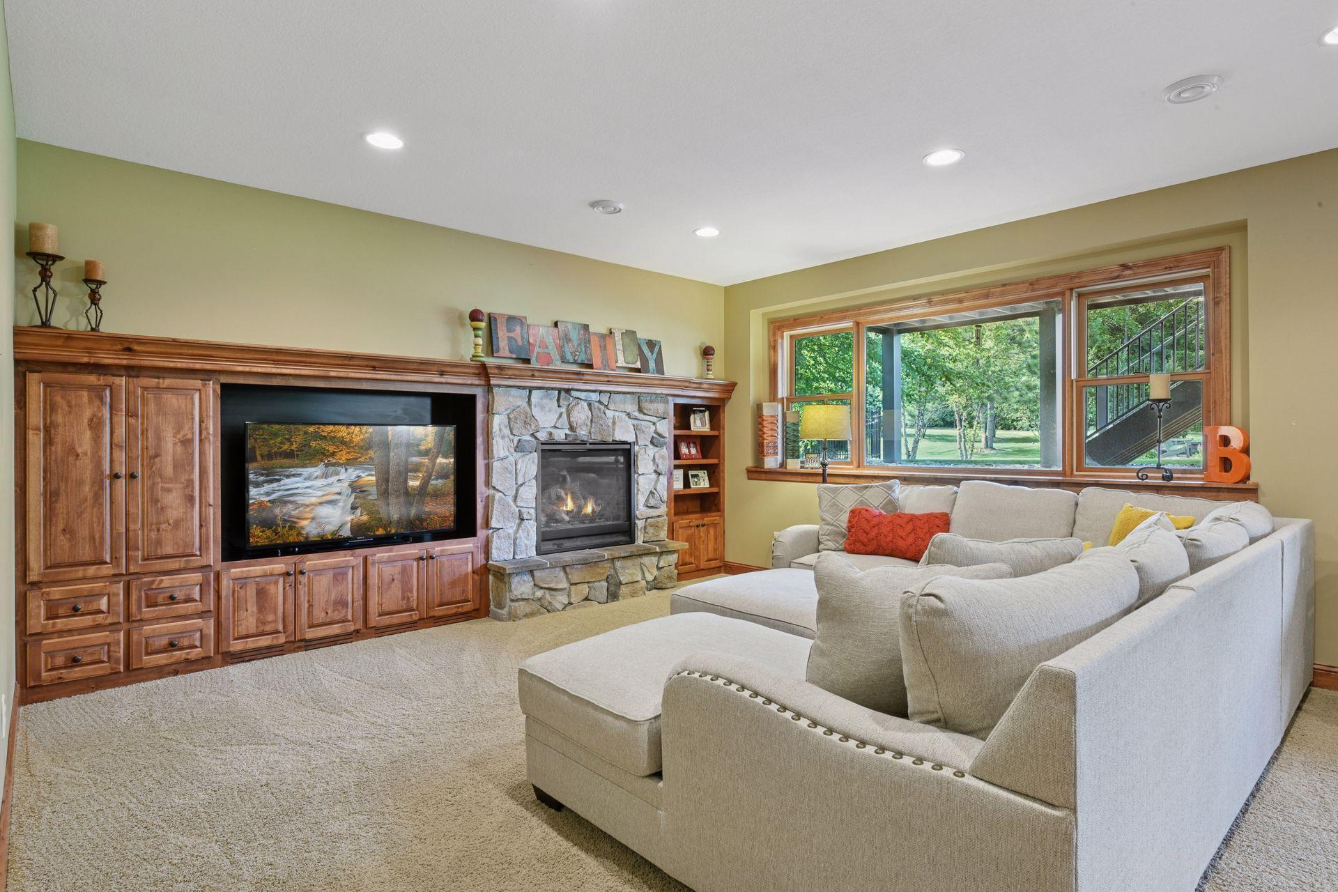 8250 Kelzer Pond Drive