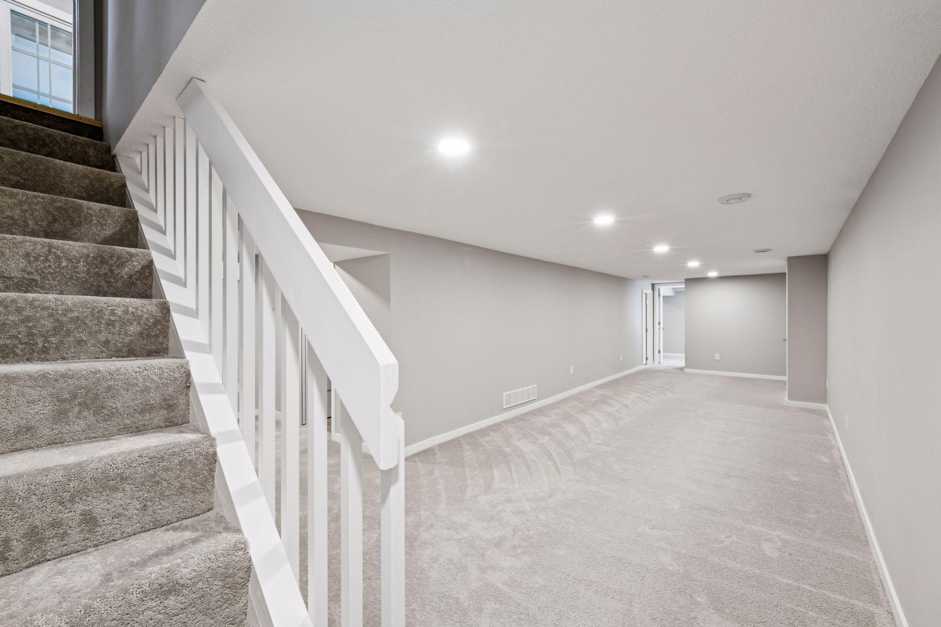 406 Adams Drive W