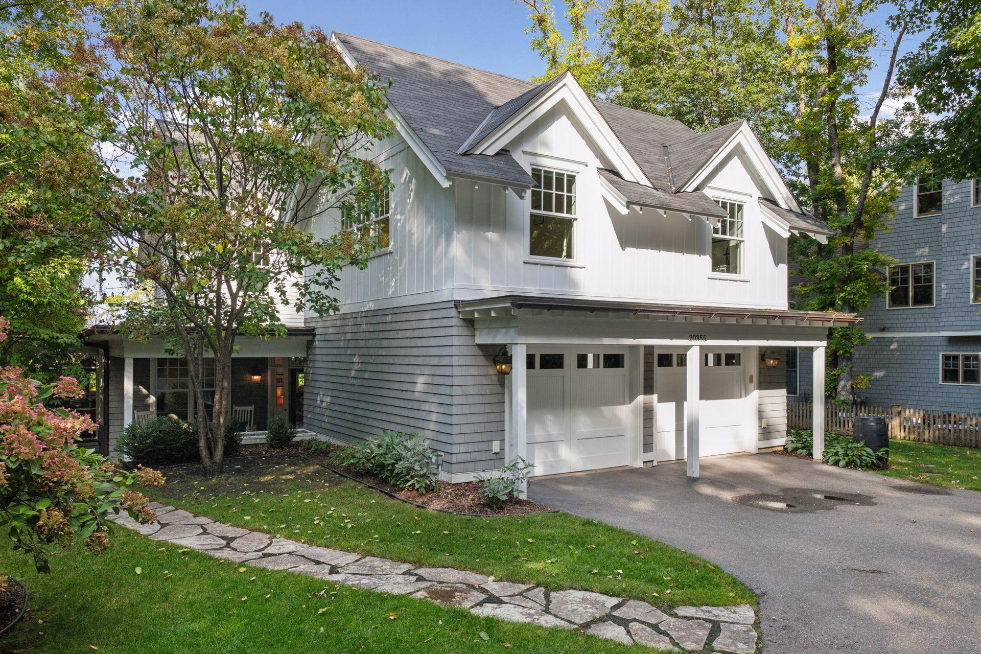 20355 Lakeview Avenue