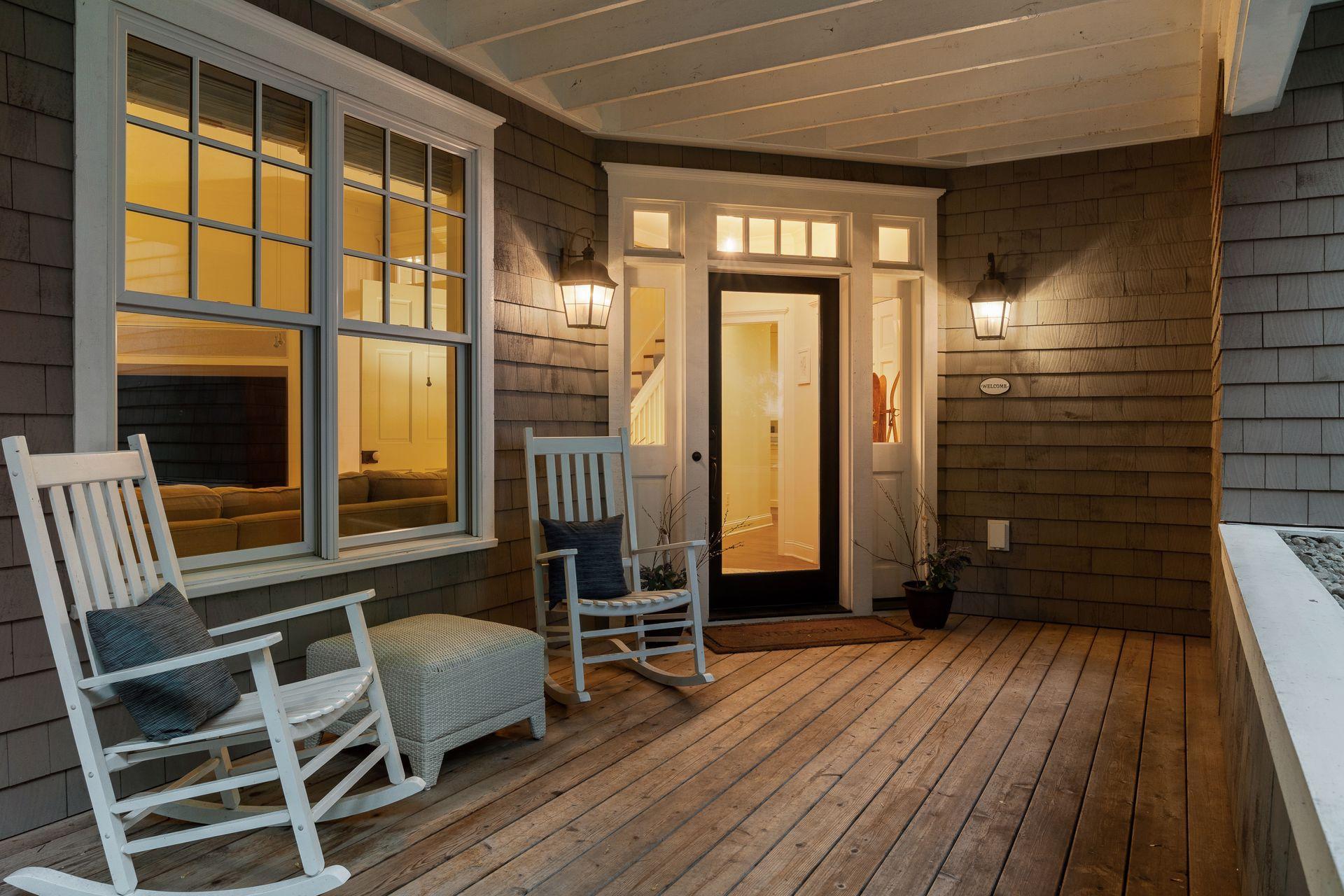 20355 Lakeview Avenue