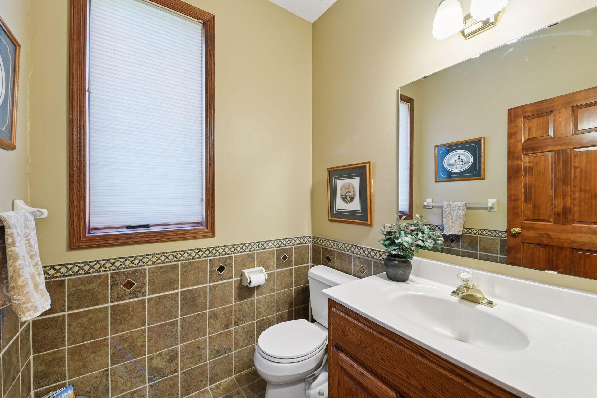 2165 Longacres Drive