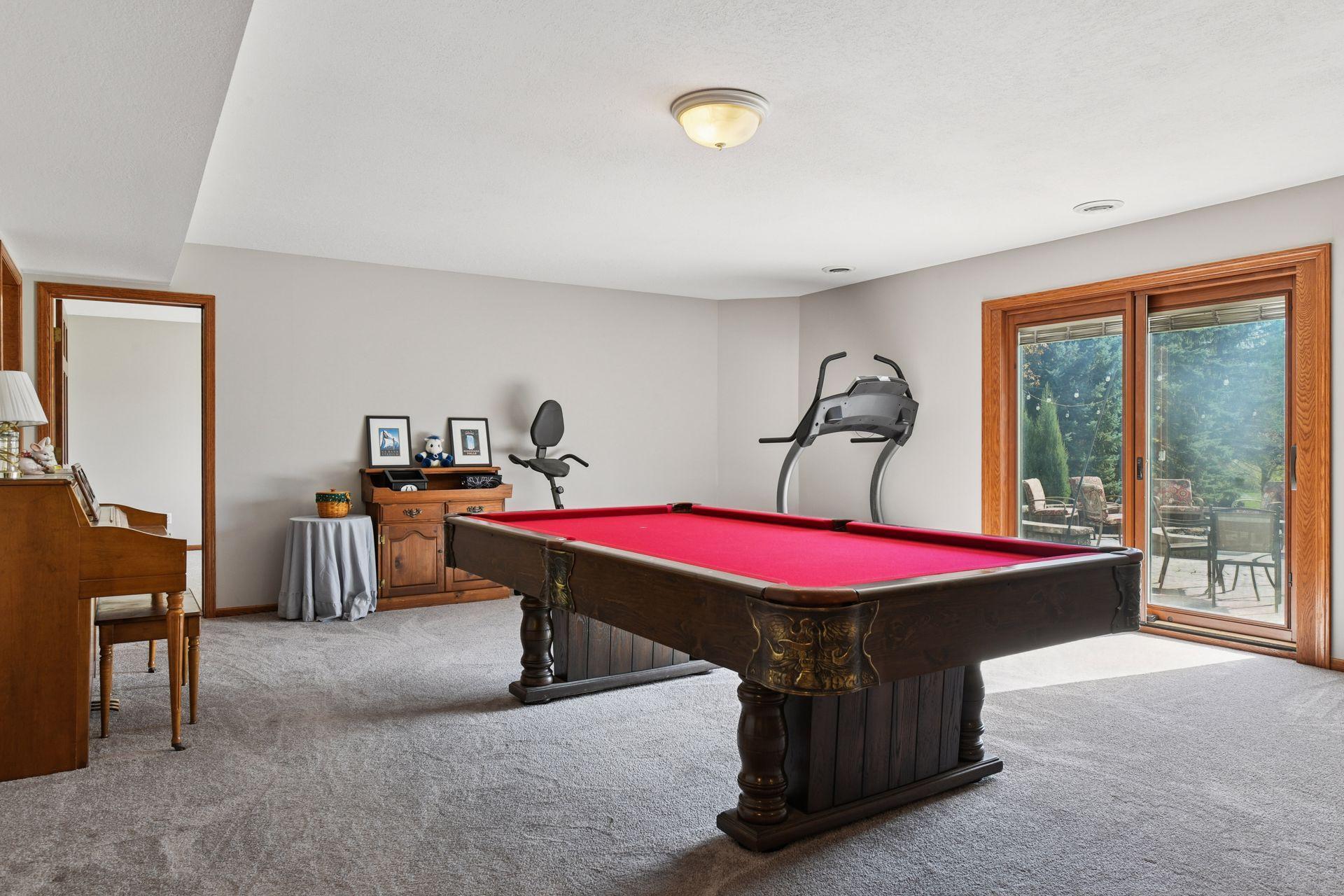 2165 Longacres Drive