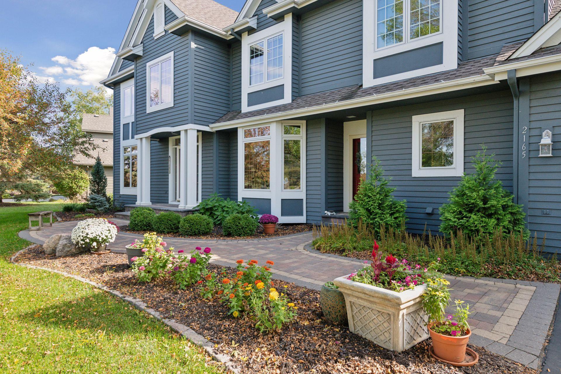 2165 Longacres Drive