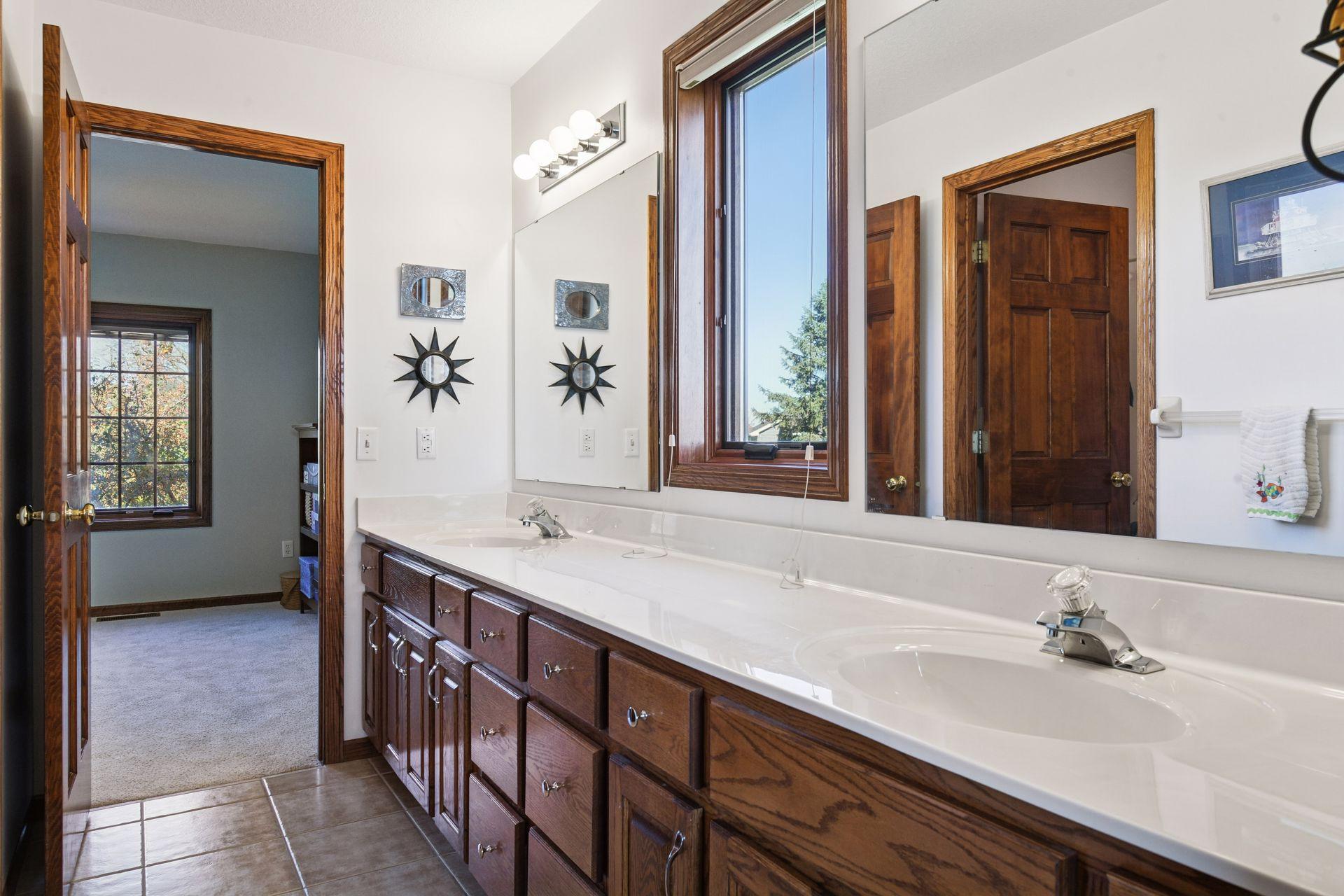 2165 Longacres Drive