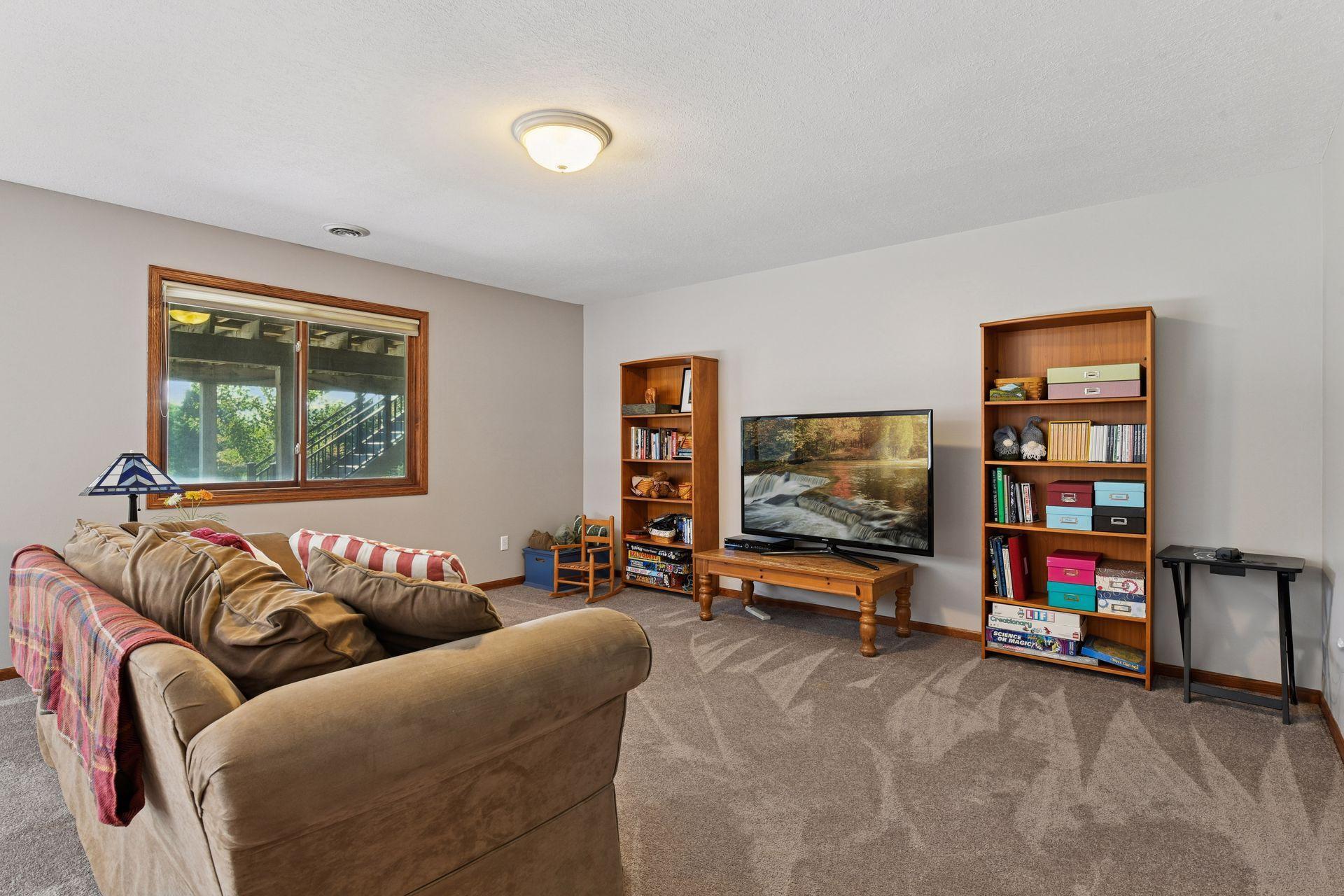 2165 Longacres Drive