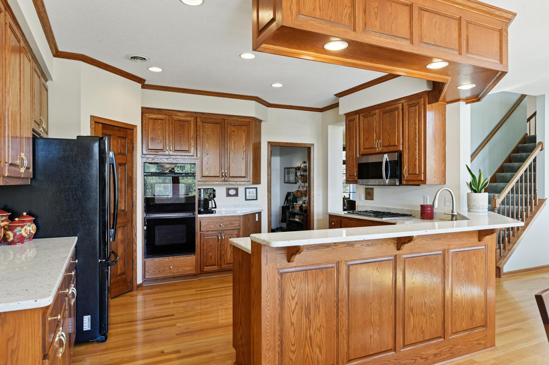 2165 Longacres Drive