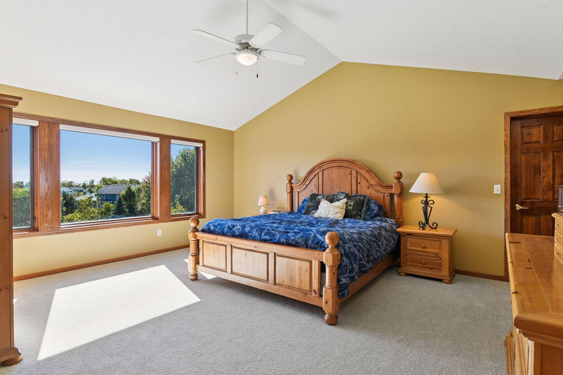 2165 Longacres Drive