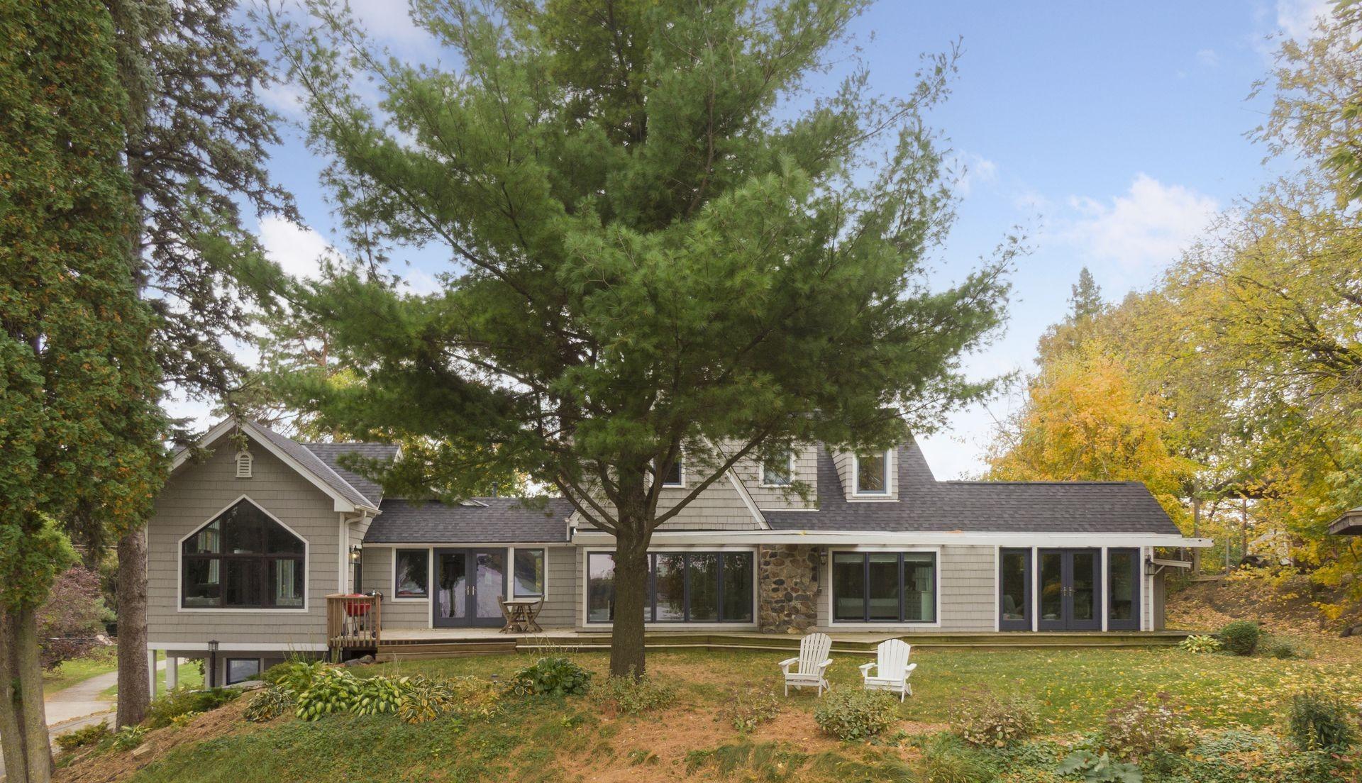 859 Excelsior Boulevard