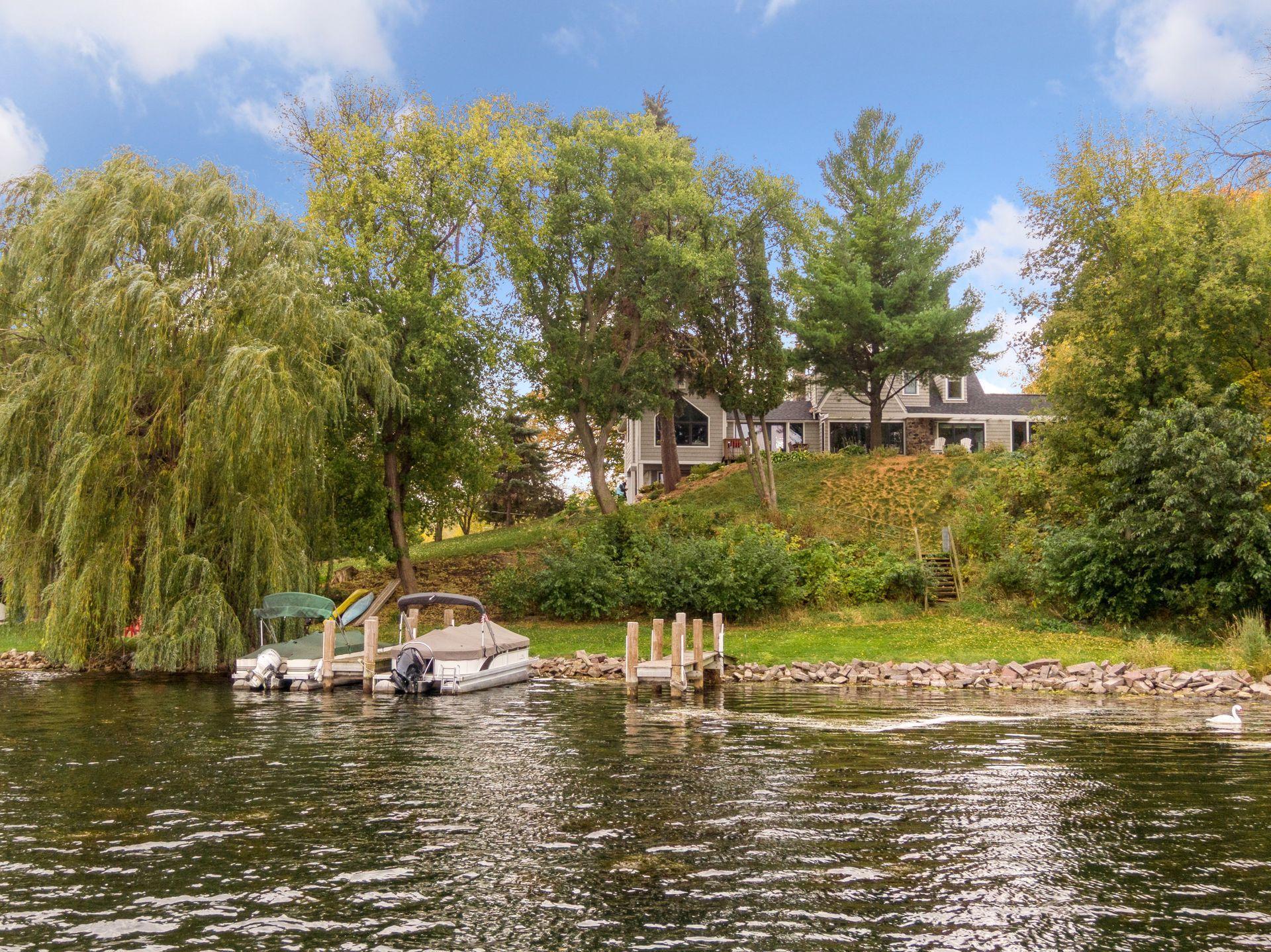 859 Excelsior Boulevard