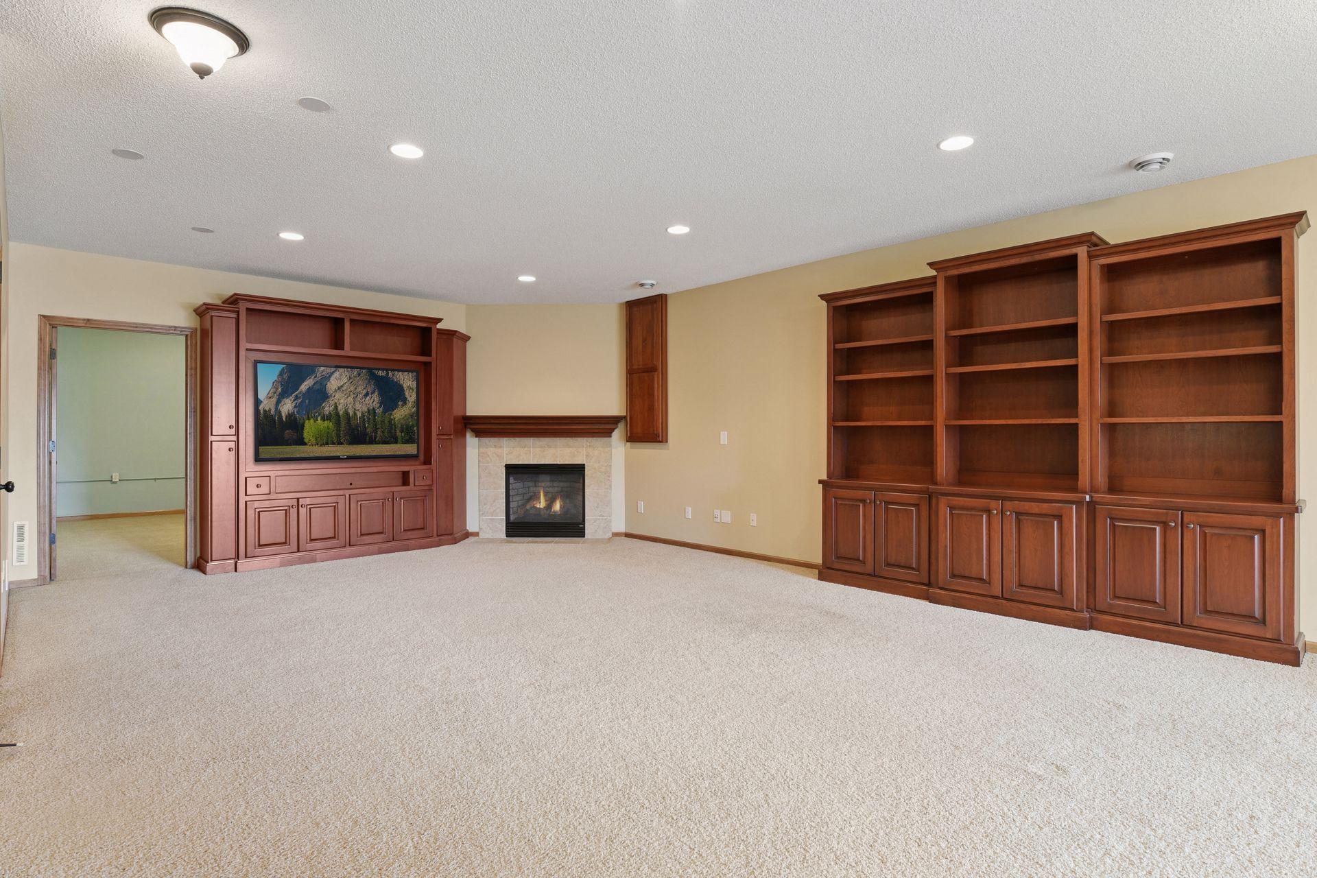 7703 Vasserman Place