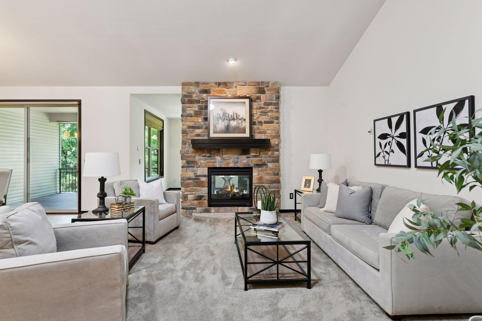 8627 Lake Riley Drive