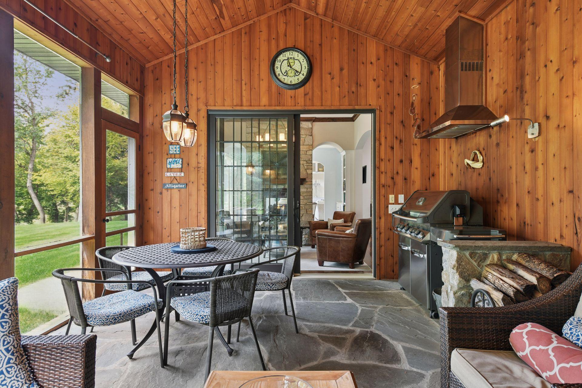 6930 Lake Harrison Circle