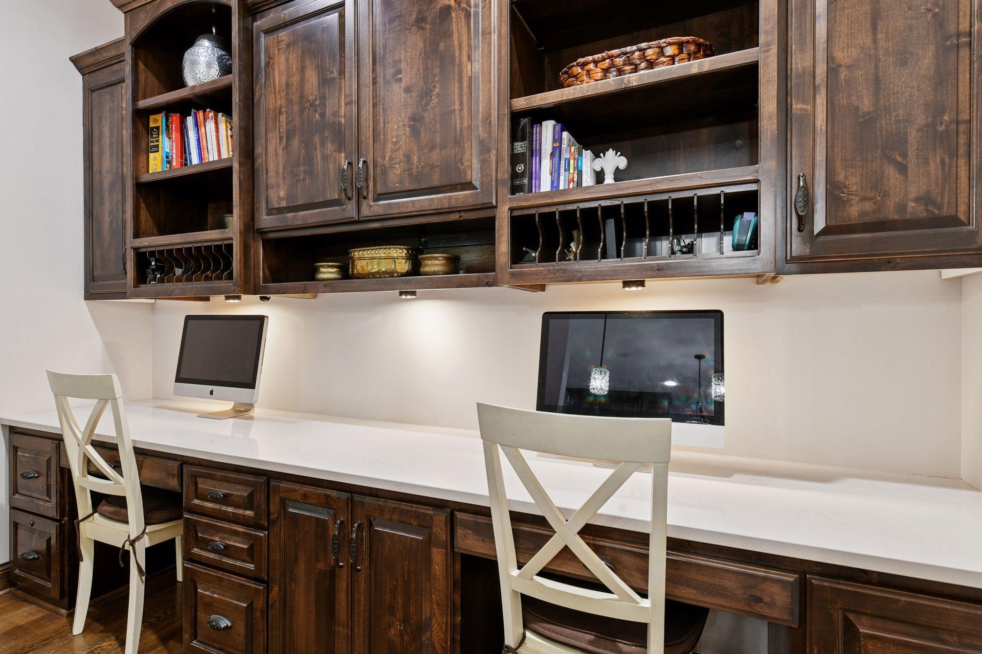 6930 Lake Harrison Circle