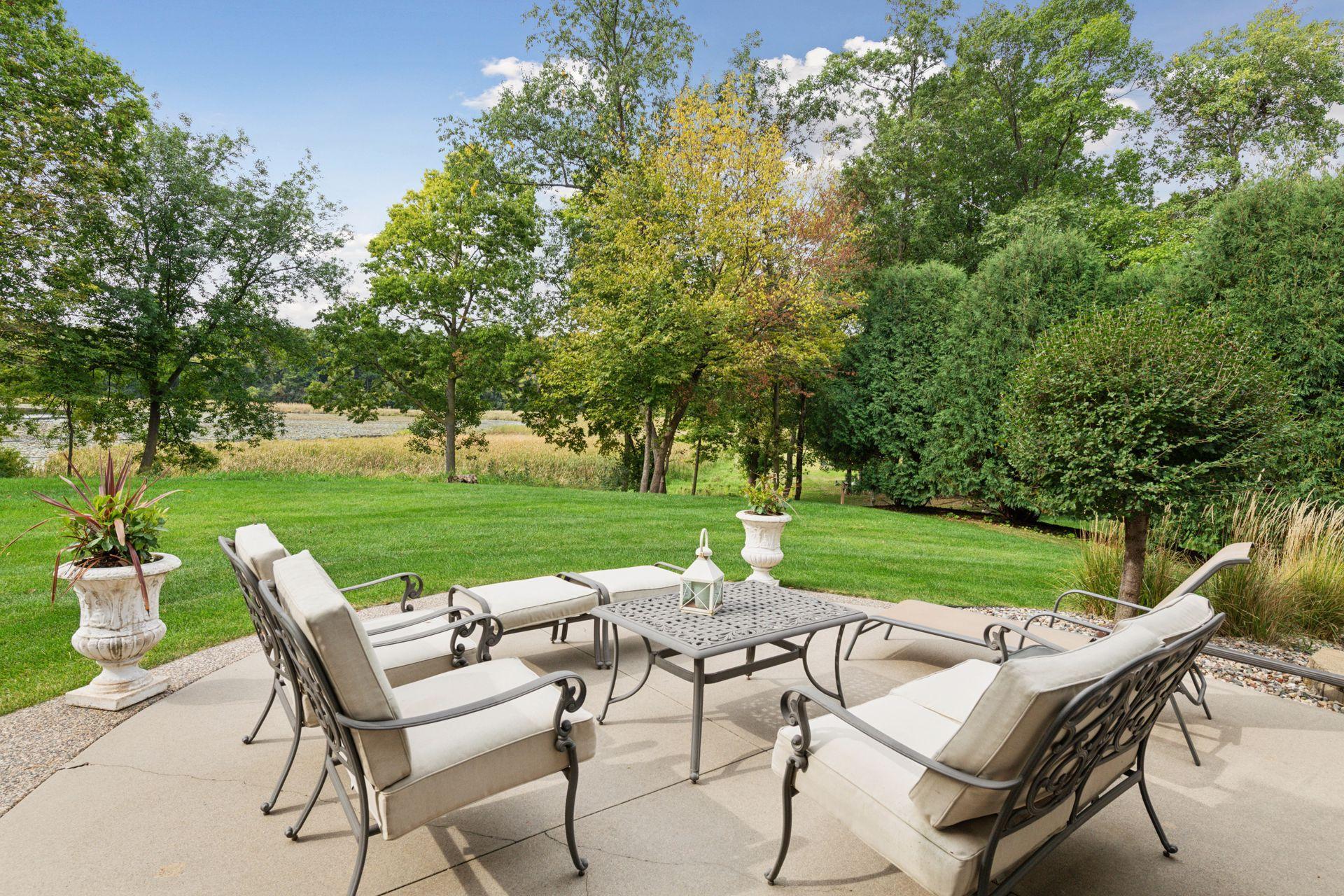 6930 Lake Harrison Circle