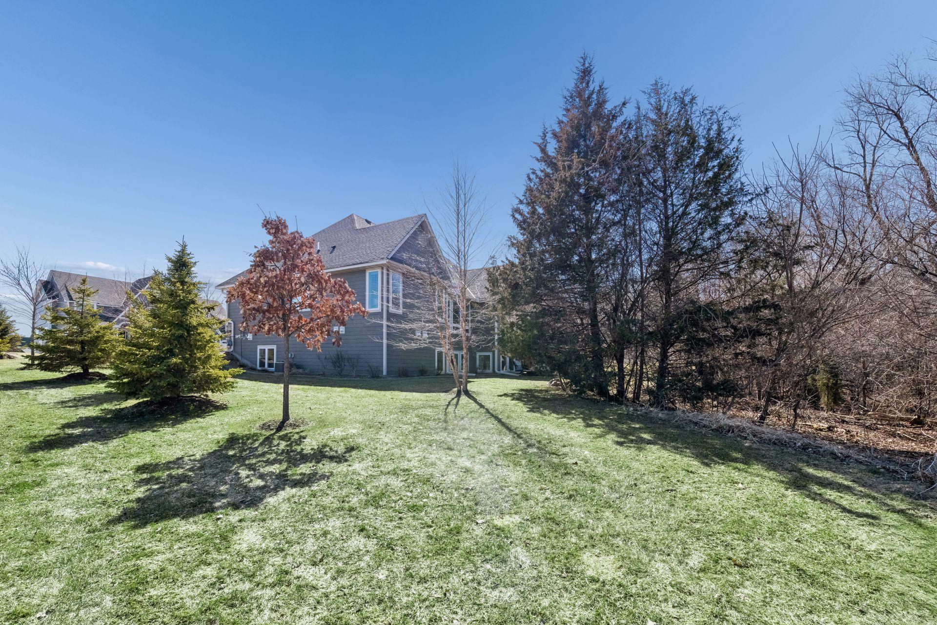 9264 Hawkcrest Court