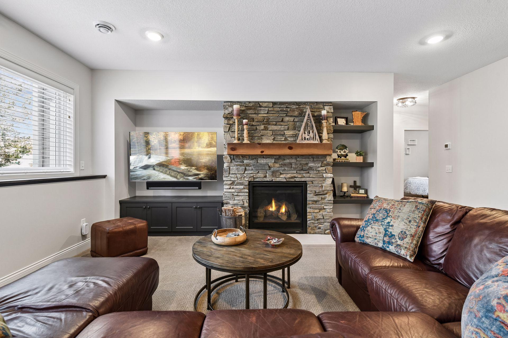 9264 Hawkcrest Court