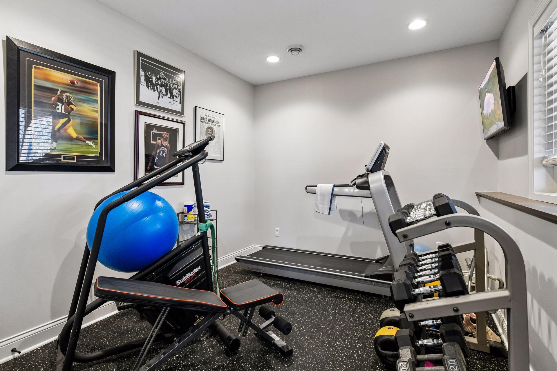 9264 Hawkcrest Court