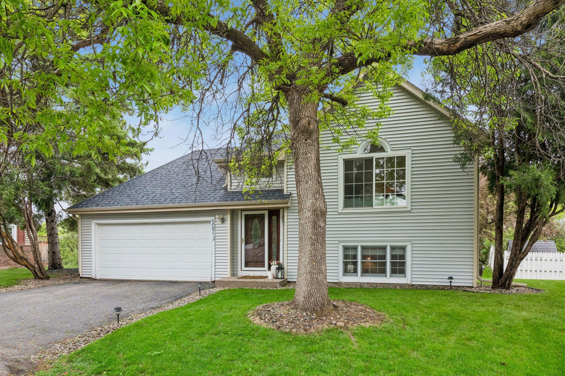 5091 Arrowood Lane N