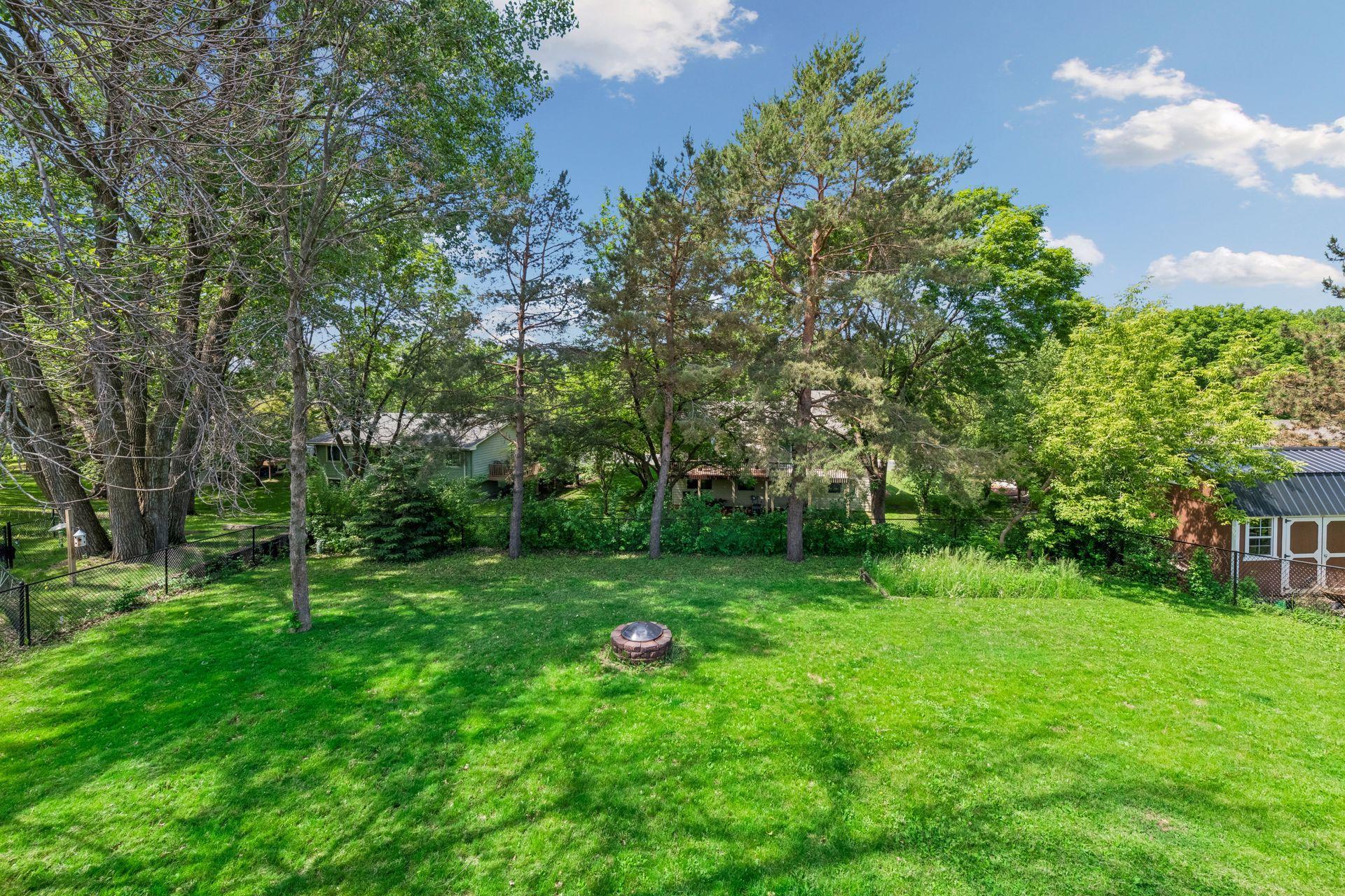 6990 Redwing Lane