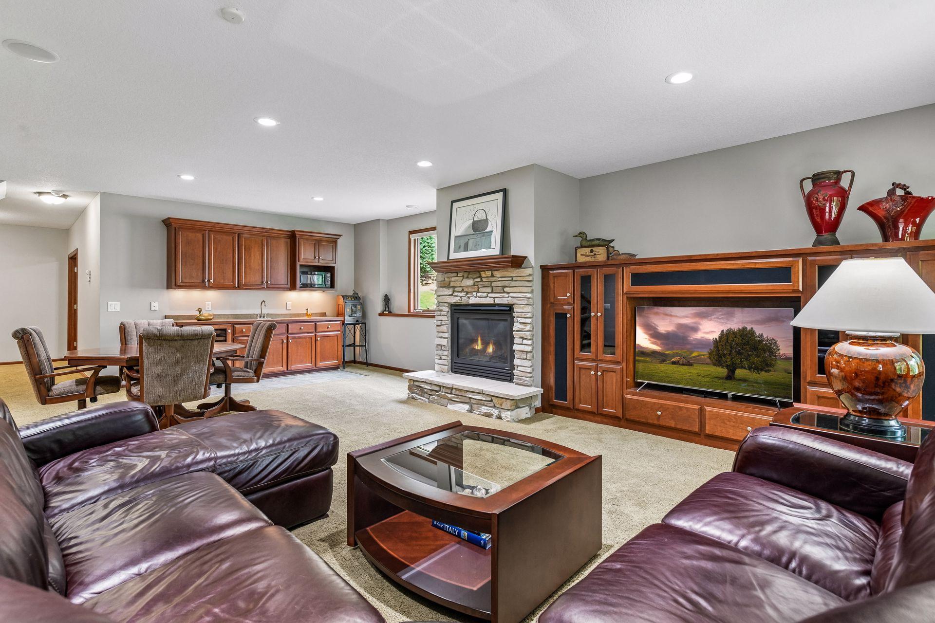 9385 Libby Lane