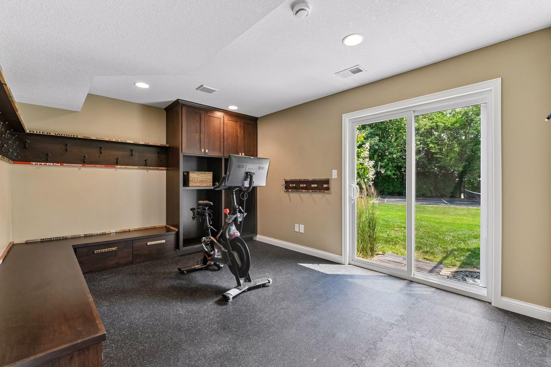 9113 Sunnyvale Drive