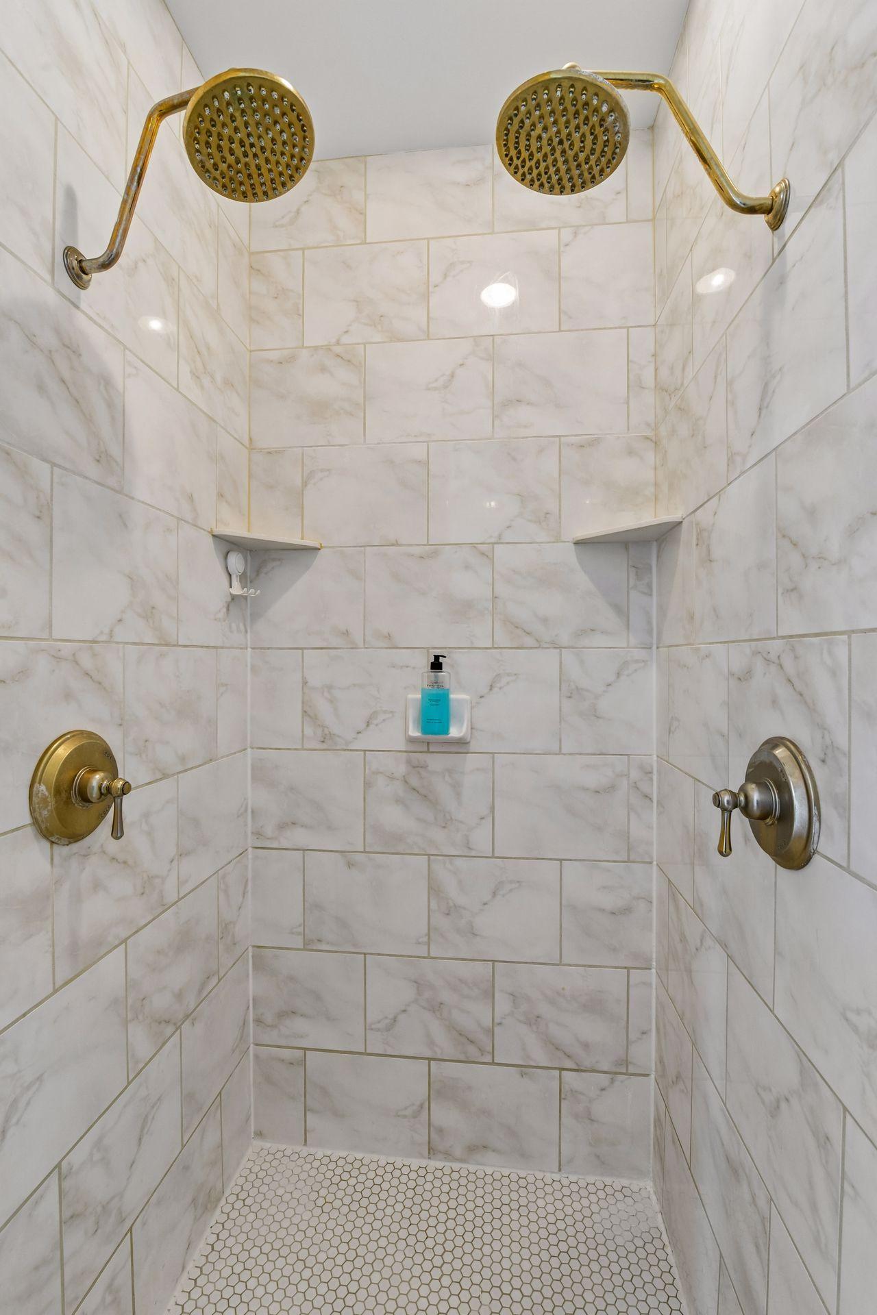 8585 Kelzer Pond Drive