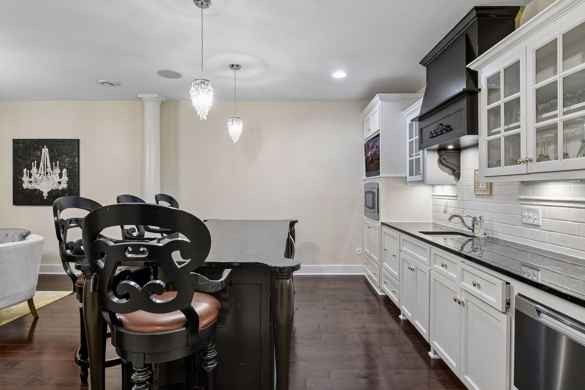 8585 Kelzer Pond Drive
