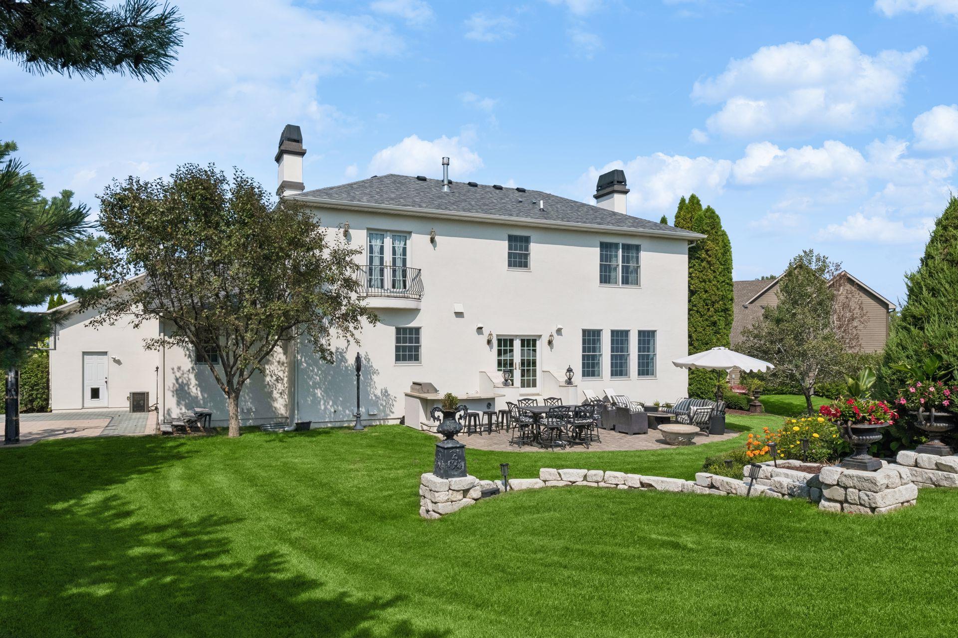 8585 Kelzer Pond Drive